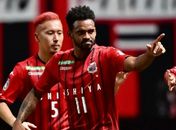 Anderson Lopes vibra com vitória em retorno aos gramados do Japão