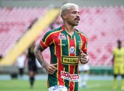 CSA anuncia chegada do meia Marcinho, 26º reforço do clube

