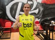 Filipe Luís recusou oferta de gigante europeu para acertar com o Flamengo