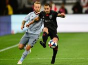 Marquinhos Pedroso comemora vitória na estreia pelo DC United