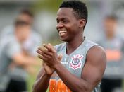 Cazares participou de um terço dos gols do Corinthians na 'era Mancini'