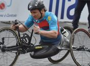 Zanardi mais uma vez luta pela vida após sofrer acidente