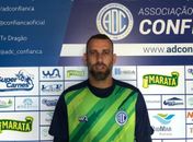 Novo goleiro do Confiança, Rafael Santos valoriza evolução da posição em saber jogar com os pés