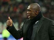 Atlético-PR aguarda Seedorf e pode procurar patrocínio para garanti-lo como técnico