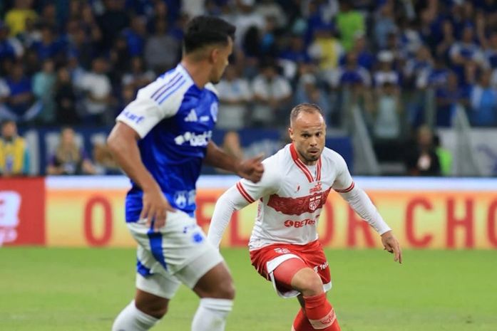 Matheus Albino é destaque e CRB arranca empate com o Cruzeiro na Copa do Brasil