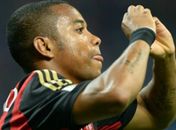 Sob risco de prisão, Robinho não viaja à Itália para jogo de sua equipe