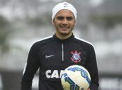 Corinthians anuncia retorno de Fábio Santos depois de cinco anos