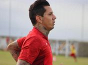 Zagueiro Victor Ramos