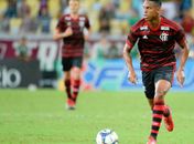 Flamengo oferece atacante ao Fortaleza, que avalia possibilidade da contratação