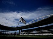 Botafogo conta dias por depósito da Caixa para quitar salários atrasados