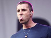 Clube croata estuda processar Liam Gallagher, ex-vocalista do Oasis; entenda