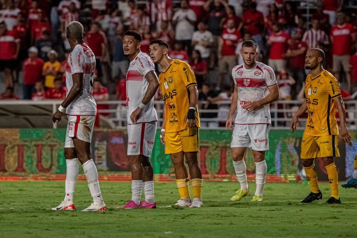 CRB empata sem gols diante do Amazonas no Estádio Rei Pelé

