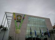 MP aciona CBF em R$ 5 mi por publicidade em camisa de juízes