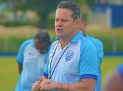 Argel Fuchs assume o comando técnico do CSA na sequência da Série B