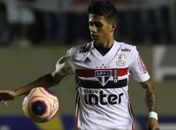 Barcelona está dividido quanto à contratação de Gustavo Maia, diz jornal
