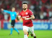 Vasco mira atacante que disputou o Brasileirão por gigante da Série A