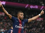 Mbappé marcou quatro gols na vitória sobre o Lyon (Foto: Anne-Christine Poujoulat/AFP)