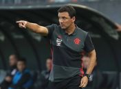 Após empate, Zé Ricardo acredita que Fla ainda pode brigar pelo título brasileiro