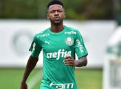 Com problema na coxa direita, Ramires vai desfalcar o Palmeiras