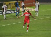 Com gol de Léo Gamalho, CRB vence o Oeste no Estádio Rei Pelé 
