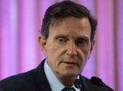 Crivella faz piada e compara ciclovia Tim Maia ao Vasco: 'Está caindo muito'