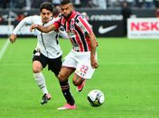 Júnior Tavares virou alvo do Corinthians, que emprestaria Lucca ao São Paulo para ter o lateral (Foto: Djalma Vassao/Gazeta Press)