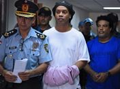 Em prisão domiciliar, Ronaldinho Gaúcho diz: "Está sendo difícil"