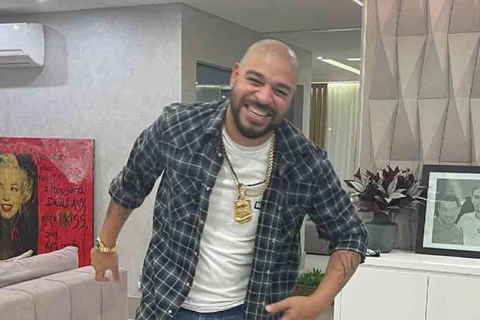 Adriano Imperador compra cobertura de R$ 4 milhões