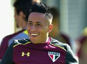Treino do São Paulo tem volta de Gomez e Gilberto no campo