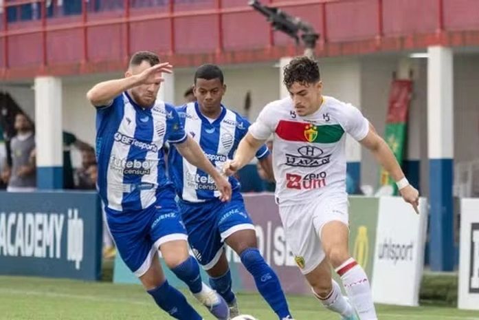 Em novo vexame, CSA perde para o Brusque e acaba rebaixado para a série D


