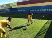 Artilheiro da 4ª divisão espanhola trata parte física no Madureira