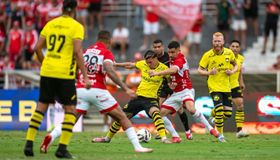 Em jogo movimentado, CRB perde para o São Bernardo se afasta do G-4 da Série B