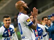 No seu jogo 200 pela Série A, Bruno Silva confirma fama de “carrasco” gremista e vislumbra novas chances no Cruzeiro