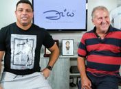 Ronaldo concedeu entrevista a Zico, seu ídolo nos tempos de torcedor (foto: reprodução/YouTube)