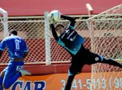 Goleiro da "melhor defesa do Brasil", Rodrigo Viana admite ficar no São Bento