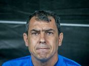 Críticas e desempenho ruim do time deixam Carille pressionado no Corinthians