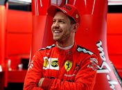 Vettel admite surpresa com saída da Ferrari e não descarta aposentadoria