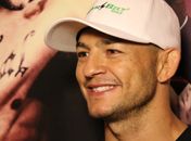 Cub Swanson mostrou bom humor na resposta a José Aldo (Foto: Evelyn Rodrigues)