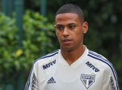 Cuca utiliza exemplo de Bruno Alves para ampliar recuperação do São Paulo