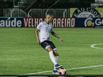 João Victor em ação pela Inter de Limeira durante o Campeonato Paulista de 2020