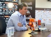 Andrés volta a criticar arbitragem contra o Corinthians: 'Vergonha'