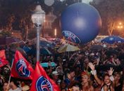 Em busca de torcedores brasileiros, Paris Saint-Germain investe no carnaval do Rio
