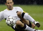 Ídolo do United e técnico de Gales, Ryan Giggs é detido por suspeita de agressão à namorada