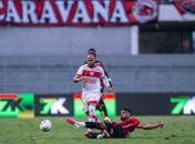 CRB vacila em casa, leva 4 a 2 do Vitória e segue sem vencer no Nordestão

