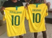 Jorginho se despede em desafio com a participação de Ronaldinho Gaúcho