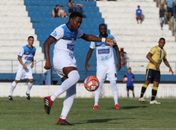 Com todos os minutos jogados desde a estreia e foco no acesso, Roger Bernardo quer Rio Claro atento contra a Lusa