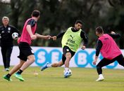 Suárez afirma que 2014 está no passado e se diz maduro para ajudar o Uruguai