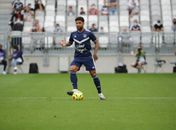 Com retorno do Campeonato Francês após Data Fifa, Otávio quer manter bons números pelo Bordeaux
