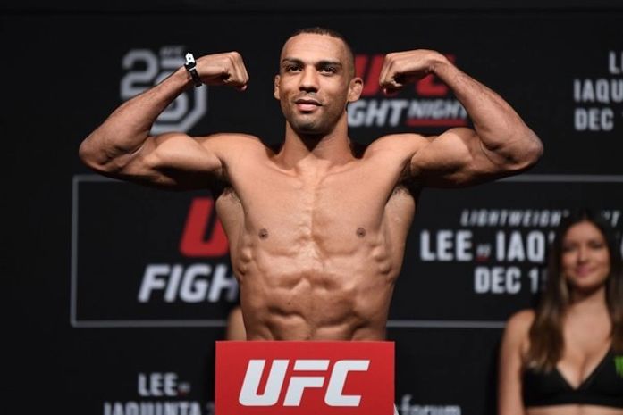 Edson Barboza deixa pedido de demissão no passado e projeta sequência no UFC