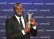Usain Bolt fará teste no Dortmund e revela sonho de atuar pelo Manchester United